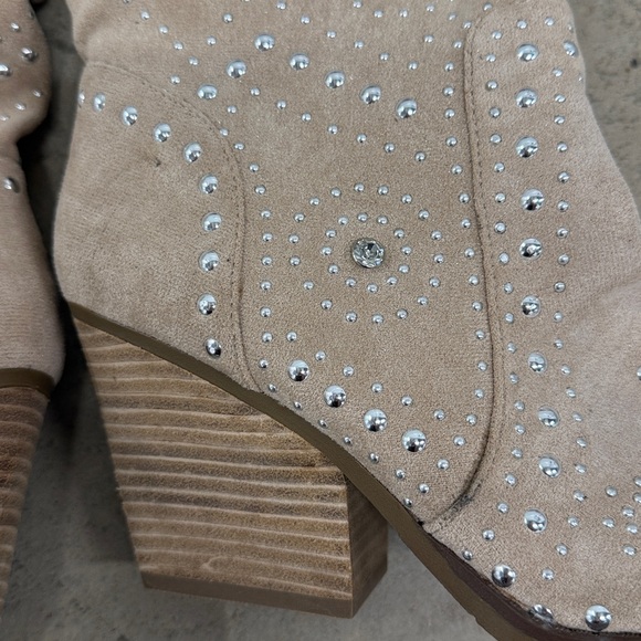 NWOT Cape Robbin Roya Rhinestone Suede Slouch Ankle Booties - Beige - Picture 9 of 12